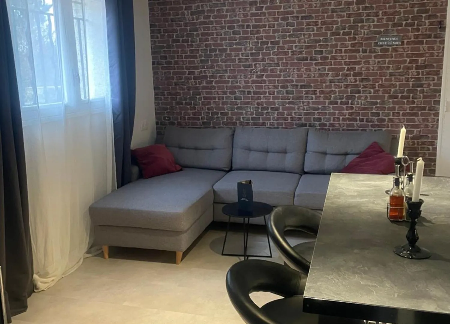 Flat Apartment Caumont-sur-Durance 0*,  France